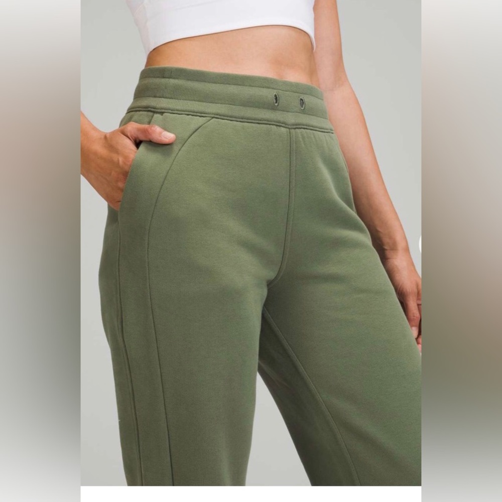 {Lululemon} Scuba High Rise Jogger Fleece 28 Green Twill Size 18 NWT - Picture 3 of 6